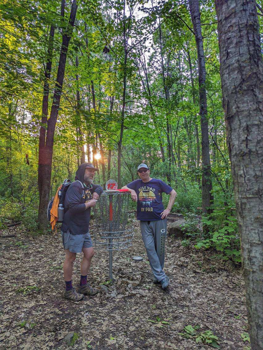 Me from 65’ , Niss from 55”, both for par, both bogey. Consecutively might I add!! Never seen that’s shit before!!