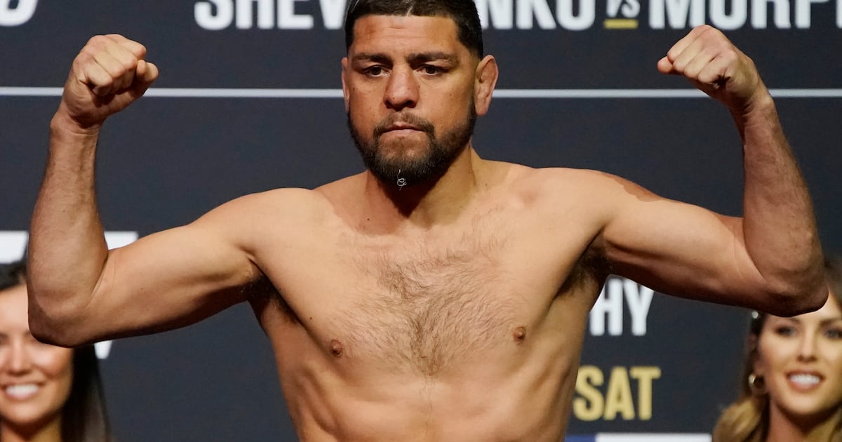 Nick Diaz and Tony Ferguson added to UFC Fight Night Abu Dhabi card dlvr.it/T7bB5M