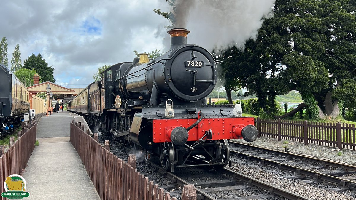 7820 departs from Toddington with the next service to Cheltenham. #CotswoldFestivalOfSteam #GWSR #WesternWorkhorses #Steam 27th May 2024.