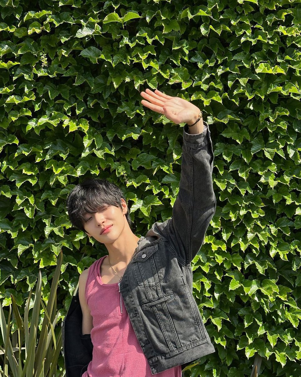 Ways to avoid the sun: outshine the sun.