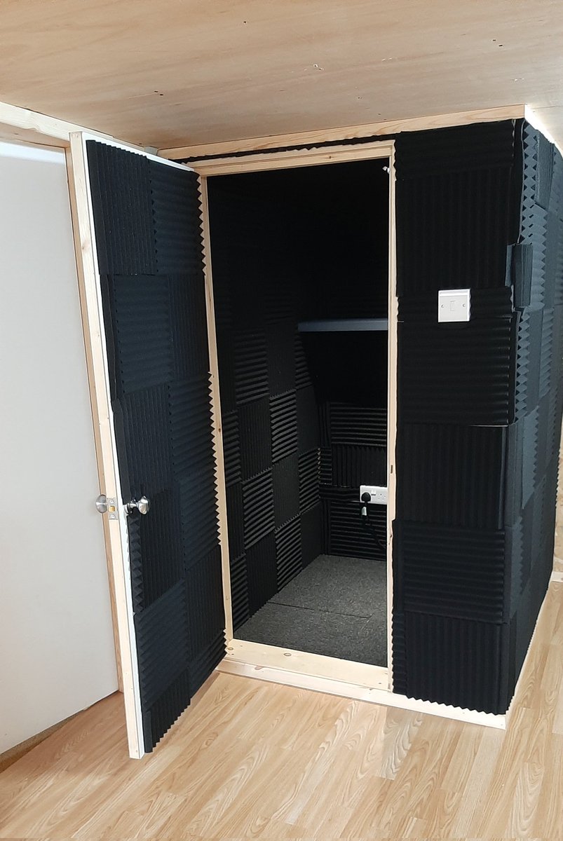 antrichards2014's tweet photo. MY NEW HOME RECORDING STUDIO is gathering shape.

Progress has been slow, but sometimes in life, thing come to us when they need to

Not a second sooner, not s second later

#homestudio #voiceactor #publishedauthor #contentcreator #voiceover #narrator #storyteller #dreamcreator https://t.co/dVwMpYyCYI