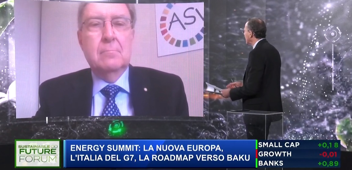 Enrico Giovannini (Direttore scientifico @ASviSItalia, già Ministro): «Creare una politica industriale a livello europeo è fondamentale. Questa non può che essere diretta verso la decarbonizzazione». Segui la diretta: rb.gy/wti8yr #SustainableFutureEnergySummit