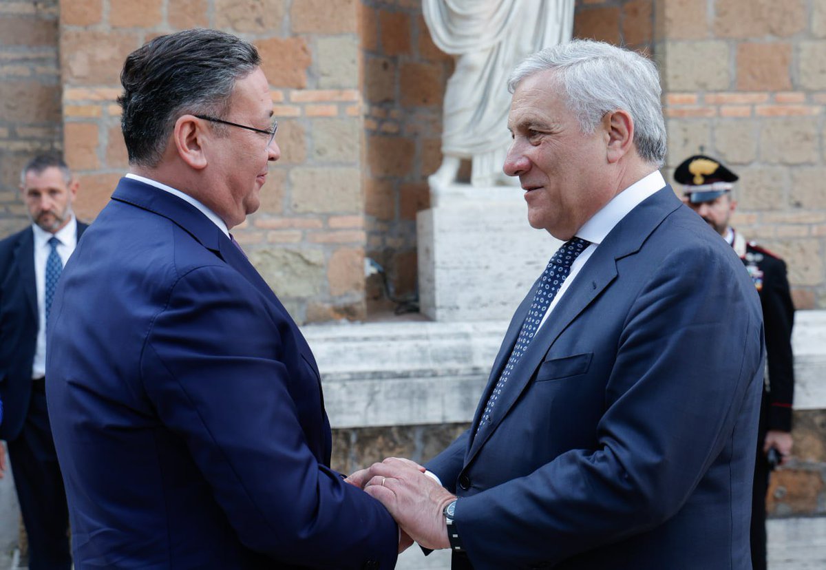 🔹Kazakh delegation headed by MOFA Kazakhstan Murat Nurtleu took part in III Ministerial Conference “Central Asia+Italy” Parties discussed topical issues of regional agenda, cooperation in fight against terrorism & drug trafficking, transportation &etc. 🔗gov.kz/memleket/entit…