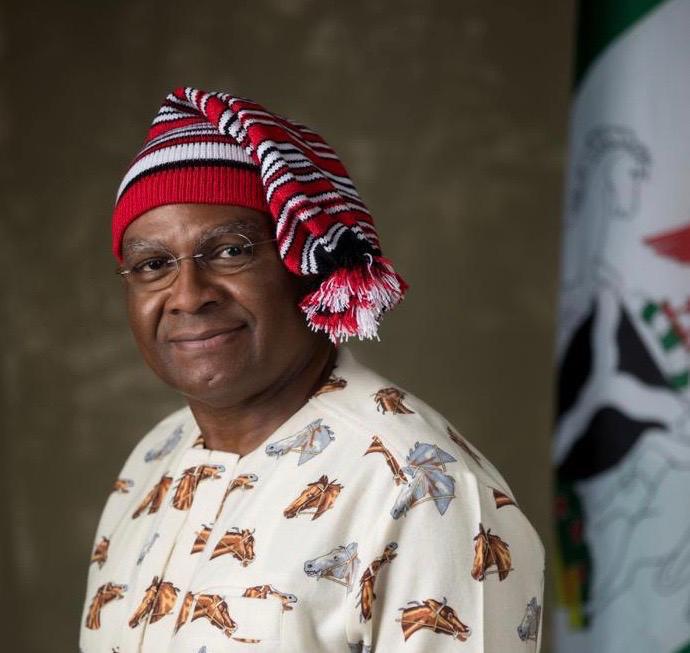 AlexObiora7's tweet photo. 🎼🎻"His name is CHIMAROKE NNAMANI. The one that paves the roads; the one that lightens the paths &amp; the hearts "🎻🎼
An accomplished Medical scholar, Grassroots Organiser, two term Governor, Distinguished Parliamentarian, Political Philosopher ... https://t.co/oyyhkEDYuc