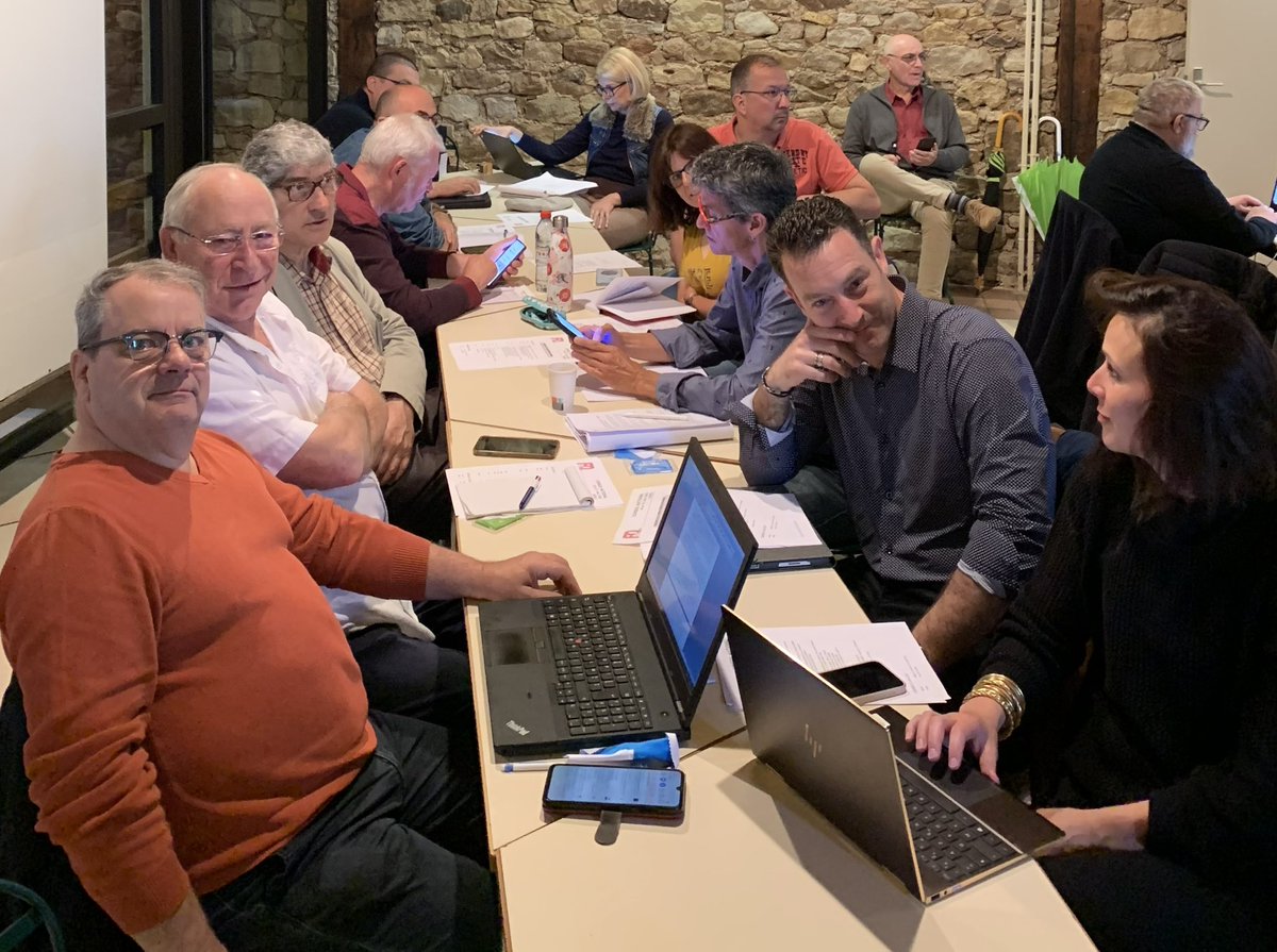 Conseil National de la Fédération des Employés et Cadres FO de Rodez:
On démarre !
80 militants de la #FECFO réunis pour 2 jours à Rodez répondant à l invitation de notre camarade Emmanuel Dumas membre du CN et secrétaire de l’Union Départementale.