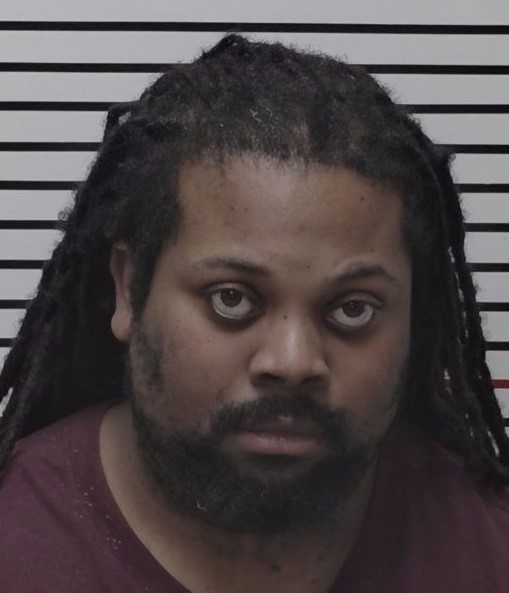 Robert  Wilson (M/32) – Carbondale, IL arrested and charged with Indecent  Solicitation of a Child (Class 3 Felony), Traveling to Meet a Child  (Class 3 Felony), and Solicitation to Meet a Child (Class 4 Felony) #ChicagoScanner #southernillinois #HumanTraffickers