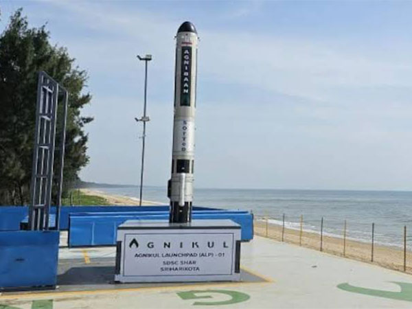 Space startup Agnikul Cosmos successfully launches Agnibaan SoRTed-01 from private launchpad in Sriharikota

Read @ANI Story | aninews.in/news/national/…
#AgnikulCosmos #ISRO #AgnibaanSoRTed