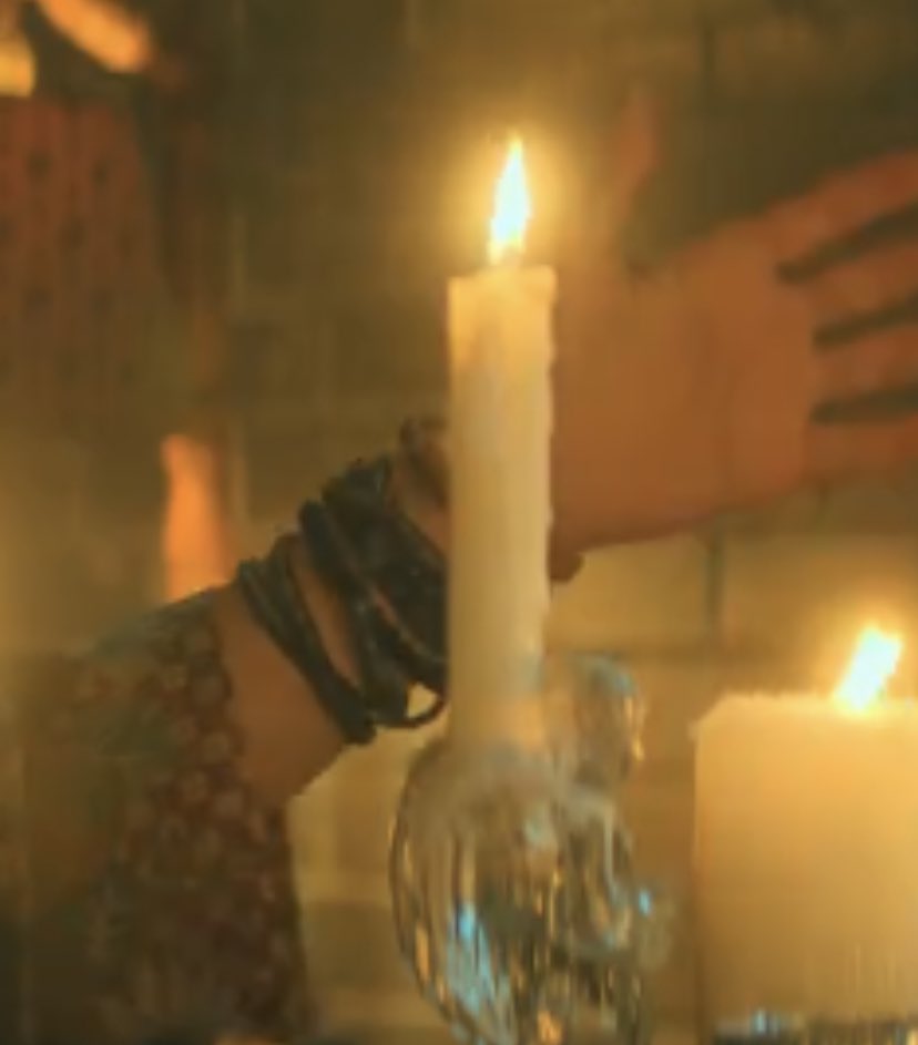 A whole teaser trailer came out and I’m just sitting here trying to analyze Klaus’s bracelets.
#TheUmbrellaAcademy #tua