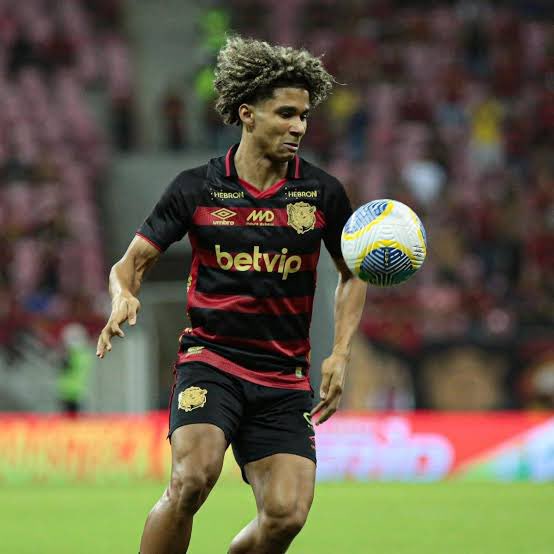 FabioNogstats's tweet photo. Sport recusa a primeira oferta por Pedro Lima. 
Clube não é revelado, mas há conversas para renegociar termos. 🦁💎 https://t.co/x9w0IXBnaC