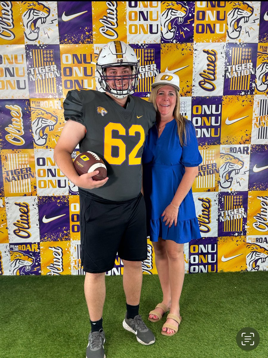 DrewIndestad's tweet photo. Committed 🐅 https://t.co/1F5EZrGwnQ
