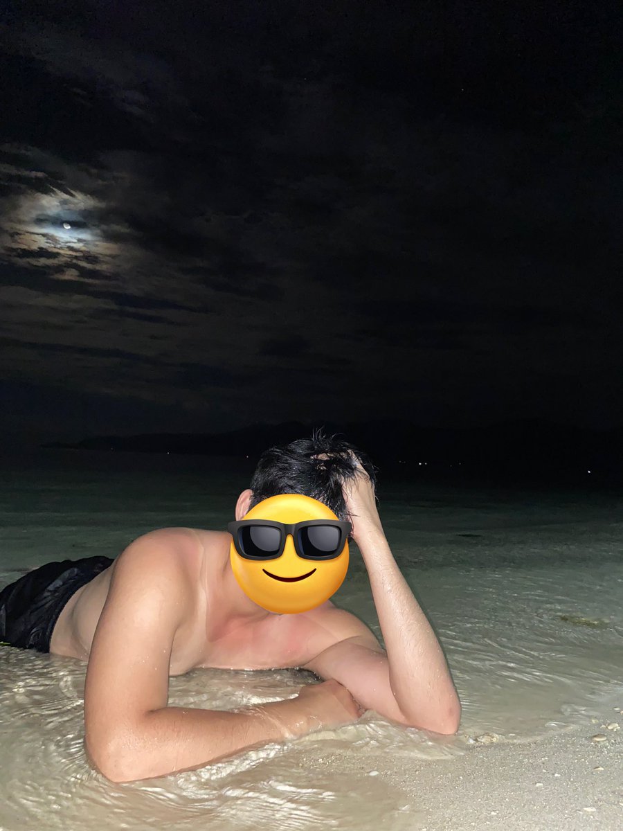 definitelySB's tweet image. Quick dip for this fluffy mamon