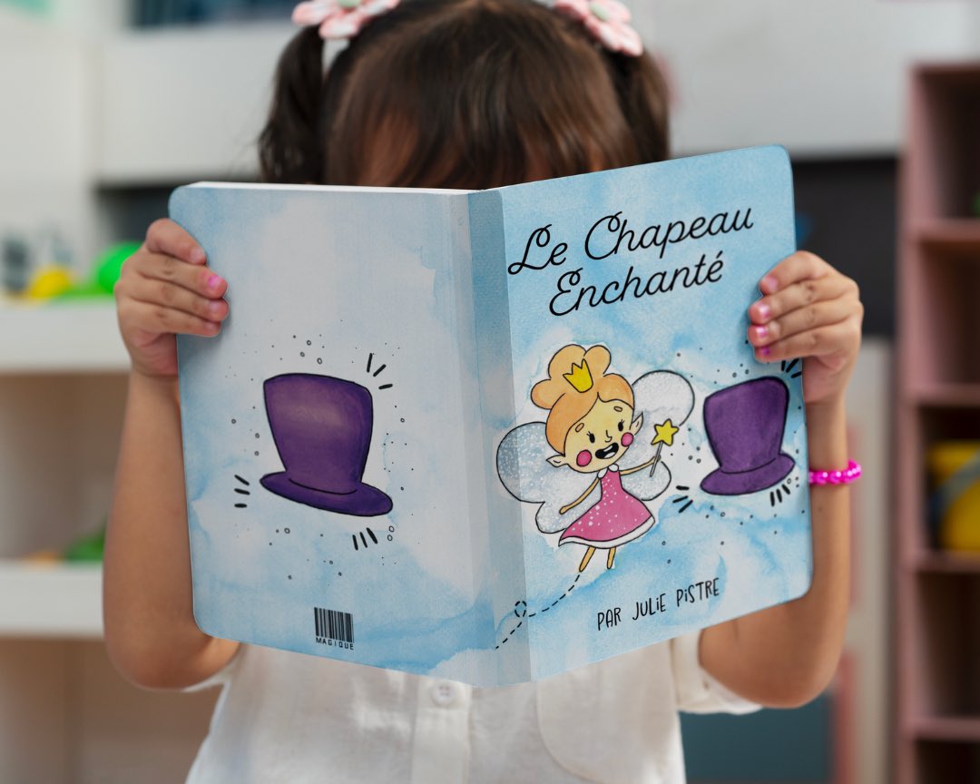 Les étudiants de GM1 <a href="/agrecoleimage/">AGR ÉCOLE DE L'IMAGE</a> #Rennes ont du créer un livre avec une histoire originale créé par leurs soins et un personnage principal en action:
- écriture d’un scénario
- création d’une couverture
- illustration de 3 pages intérieures
Nouvel ex de transversalité! 
🙌👏