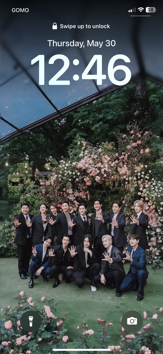 ___leedonghae's tweet photo. ill just be staring at this my whole life https://t.co/C2phoO4cSV