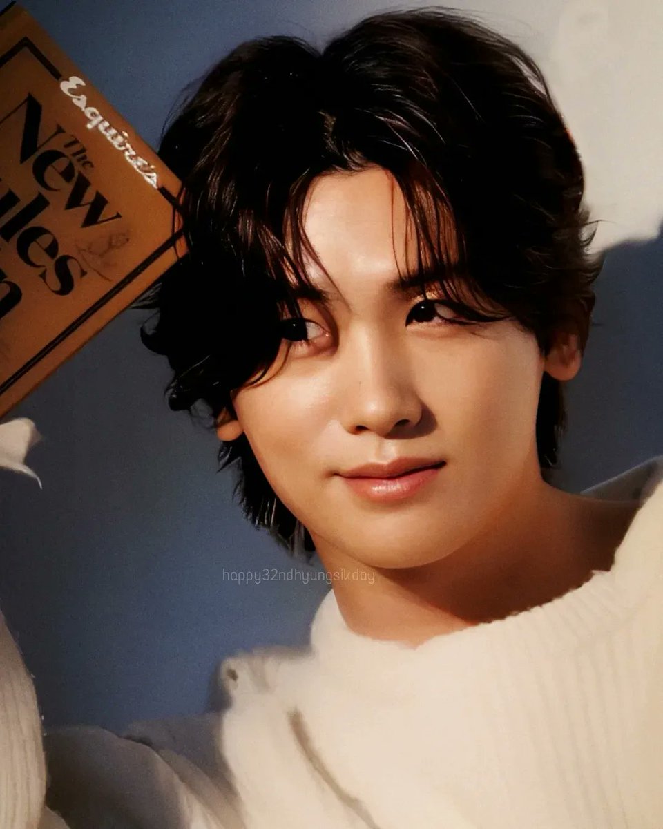 deepdarkshamu's tweet photo. Snow white #Parkhyungsik 
형식은 여가시간이 즐겁다 ❤
따뜻하고 매력적인 이미지 🤩😍
Snow white Hyung-sik, delicious!

#박형식 #Parkhyungsik
#phs1116 #hyungsik
#kdramas #슈츠 #청춘월담 #해피니스  #fashionmagazine #oggimagazine
#doctorslump
#パクヒョンシク https://t.co/OlKwhVEBSX