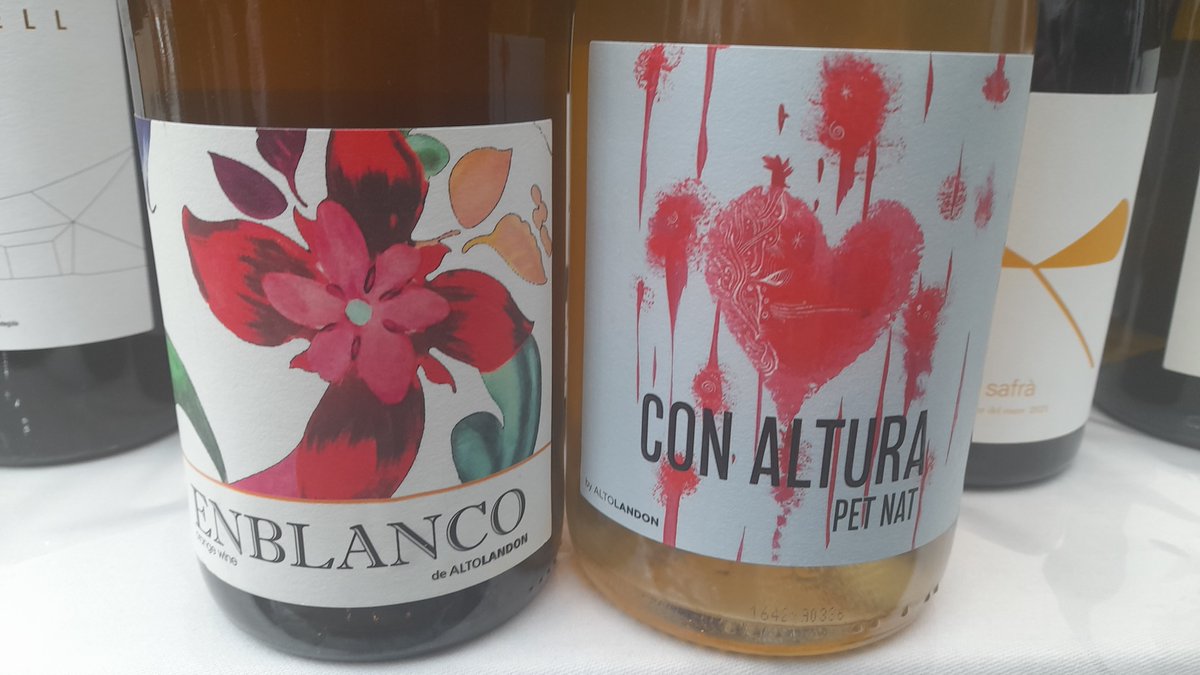 Peter Dean (@tweetadean) on Twitter photo Spain has been on a roll for some years and that transformation is not just down to old vine Garnacha. The <a href="/FoodWineSpain/">FoodWineSpain</a> annual tasting in London showed a plethora of wine styles ranging from classics to the funkiest style of Pet Nat. Click
thebuyer.vercel.app/tasting/wine-/… Spain has been on a roll for some years and that transformation is not just down to old vine Garnacha. The <a href="/FoodWineSpain/">FoodWineSpain</a> annual tasting in London showed a plethora of wine styles ranging from classics to the funkiest style of Pet Nat. Click
thebuyer.vercel.app/tasting/wine-/…