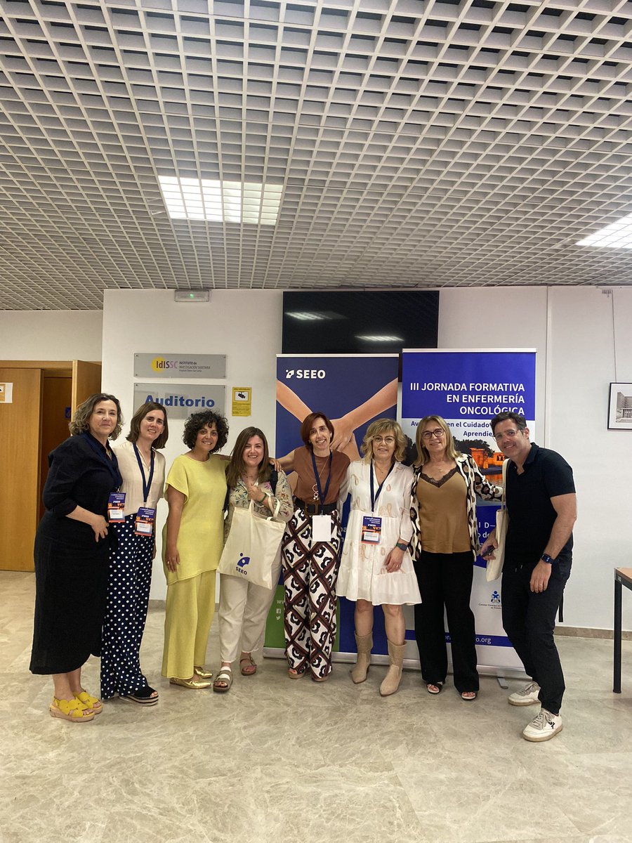 Gracias <a href="/_SEEO_/">Enfermería Oncológica</a>  por esta jornada.  Orgullosa de este equipo.
