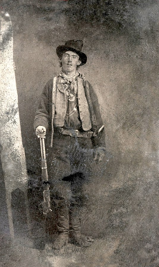 VertigoWarrior's tweet photo. @fasc1nate 23 November 1859 or 17 September 1859. Legendary outlaw, Henry McCarty (”Billy the Kid”), was born in New York City. After he was k!lled on 14 July 1881, a legend grew that McCarty had survived, and a number of men claimed to be him, but none of these claims were ever verified. https://t.co/J9Z5guKpS4