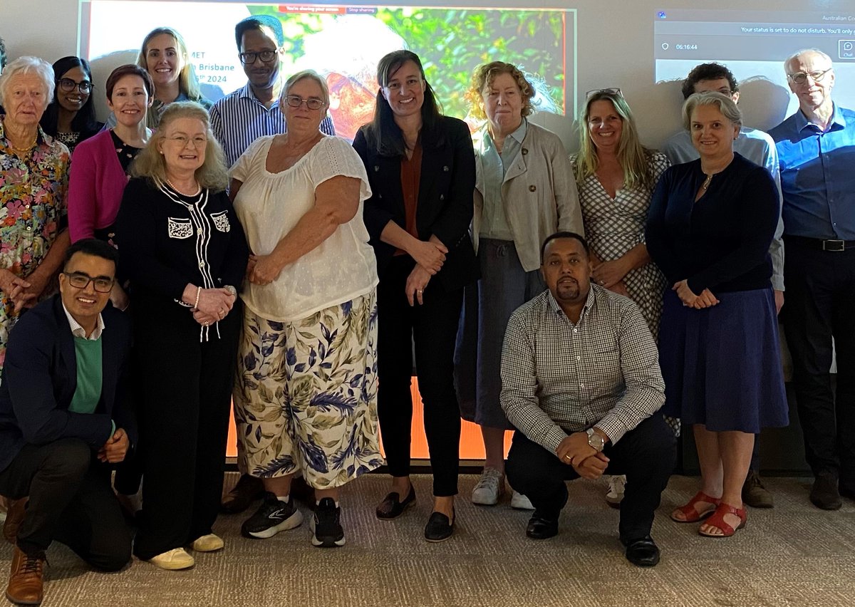 #CHSR is driving quality in aged care via QMET - a multi-centre project also involving @ROSA_project and <a href="/AIHI_MQ/">Australian Institute of Health Innovation</a>, which aims to identify robust +relevant Quality Indicators across the entire health panorama that serves older people.
agedcareconsortium.com.au/acac-qmet/ 
<a href="/LenCG/">Len Gray</a> <a href="/TracyComans28/">Tracy Comans</a>