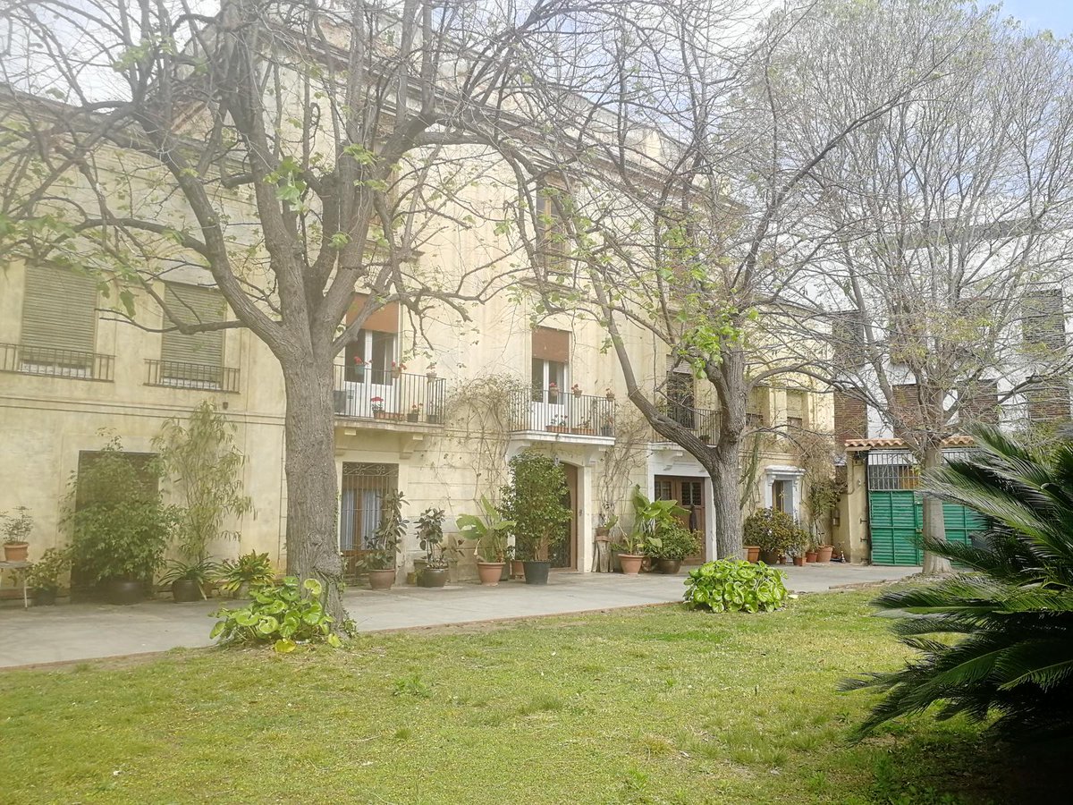 📢📻Victòria ciutadana per al patrimoni històric, cultural, paisatgístic i natural de Barcelona! El TSJC estima el recurs de la Plataforma Defensem Can Raventós per protegir la casa i el jardí al barrí de Sarrià envers l’especulació immobiliària. defensemcanraventos.wordpress.com/2024/05/30/la-… Obrim 🧵