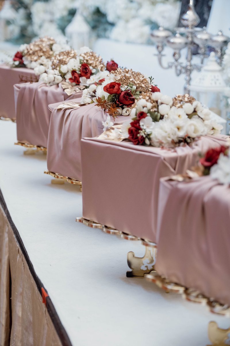 Ascella__co's tweet photo. Bakal pengantin, kalau nak cari dulang hantaran yang murah try pergi PISB. 

Kat shopee pun ada, dulang dia paling murah harga rm4.90 je. Memang cantik ya sebab i beli walk in kat kedai dia. Nampak mahal sebab ada warna gold and silver!

Cantik ye nah i tunjuk dulang hantaran i🫶🏻 https://t.co/dTlMifS5Jh
