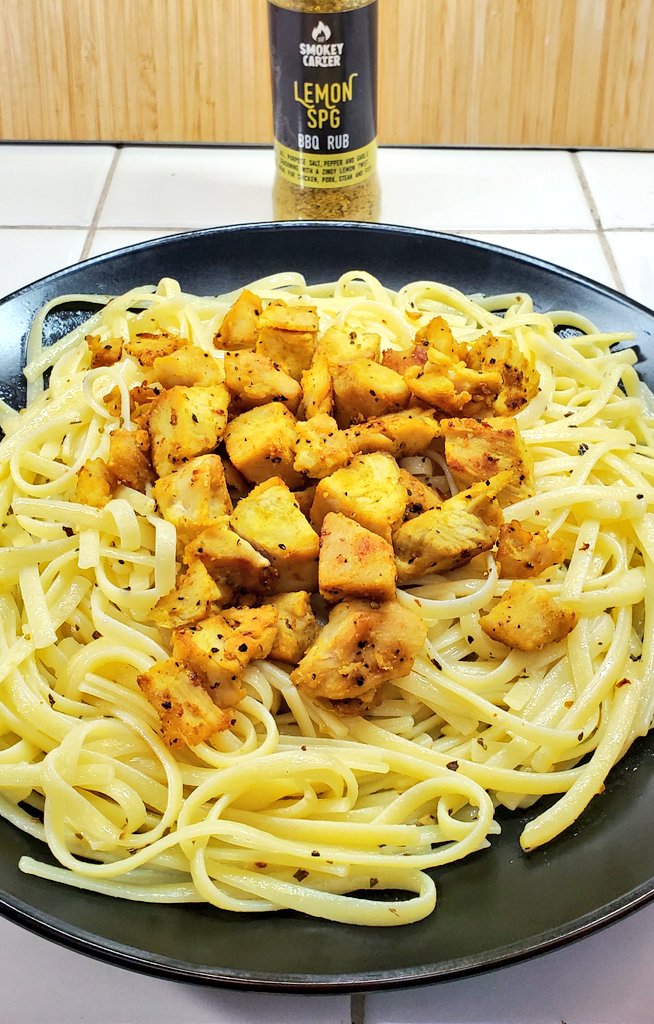 Lemon Chicken Fettuccine 👊😋👍Nice & light to end the night! @TheSmokeyCarter #Foodie #yummy #chicken #pasta #dinner #HomeChef