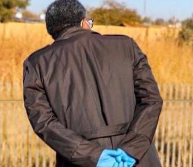 koko_matshela's tweet image. Is everyone okay? Ne right?

Anjane Amaqabane kaTambo?