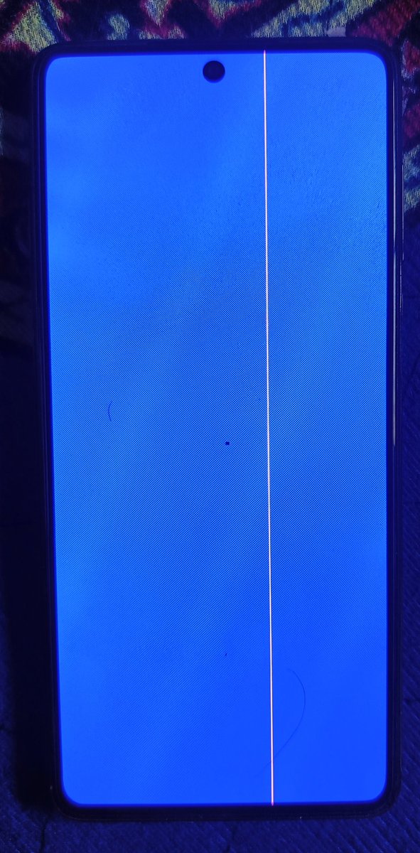 FaraZAli520070's tweet photo. My Samsung Galaxy M52 5G on 28 April 2024 22:30( April 28) got Pink Line Appearing On The Display. Many People Facing This Issue
@jagograhakjago
@SamsungMobile
@SamsungIndia
Please Look Into This Matter And Get It Fixed. Please Do Me A Favour 🙏🏻 
#Samsung #m52
#Samsung_Service https://t.co/uJWLFabZKM