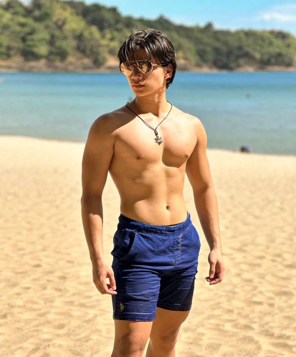 simplygary18's tweet photo. Hello Jazz, Pwedeng ikaw nalang yung boyfriend ko. Isa ka rin sa mga pinapangarap ng iba.
#Searchee #EXpeciallyForYou #ShowtimeYourHappiness https://t.co/N5n3tq9H7d