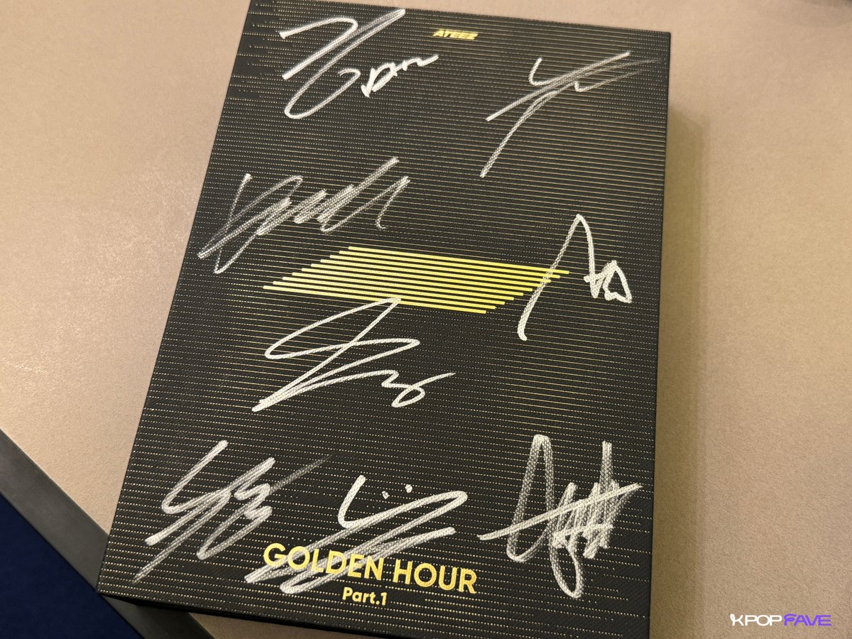 KPOPFAVE_'s tweet photo. [240530] SO FIRE! 🔥 We're at @ATEEZofficial's press conference for their 11th mini album #GOLDENHOUR in Seoul that's about to start in less than 20 minutes and here's the album with #ATEEZ's autographs on its cover! 😆 #에이티즈 #エイティーズ #GOLDENHOUR_Part1 #ATEEZ_GOLDENHOUR https://t.co/HxOAJN14gA
