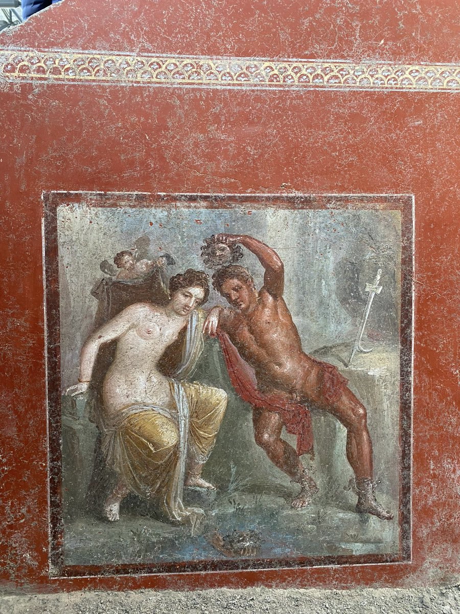 GZuchtriegel's tweet image. Some of the #frescoes discovered recently in #Pompeii, in the “House of the #Painters at work” … 

#archaeology #ancient #roman #history #painting #unesco #world #heritage