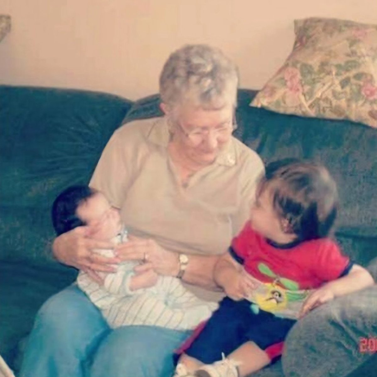 aiddecethy's tweet image. Nothing could have prepared me for this...yesterday we said goodbye to my Gram, the best grandma and great-grandma anyone could ask for 😓💔