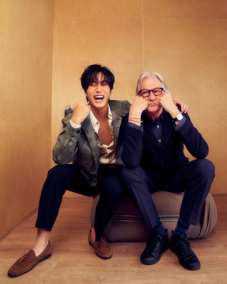 Geminint_family's tweet photo. ♊️IG Update | voc_hunarak
#VocStyle X @PaulSmithDesign
Behind the Scenes 🔥
#PaulSmith
#PaulSmithTH
#PaulSmithTHxGEMINI
#Gemini_NT #เจมีไนน์ @gemini_ti https://t.co/a6dsoZgBcX