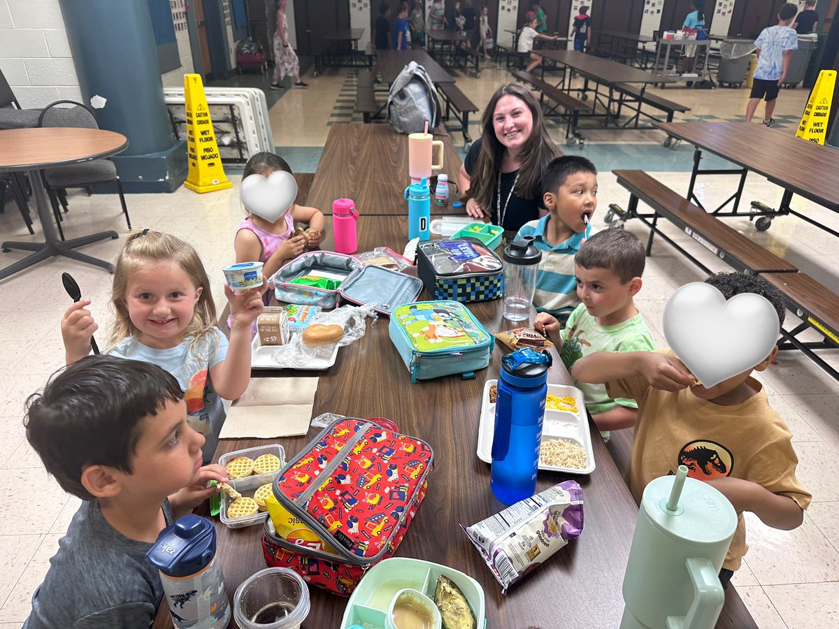 Today was a big day! These preschoolers ate in the cafeteria like kindergarteners! They loved it 🥰🥰 #BearTavernPride