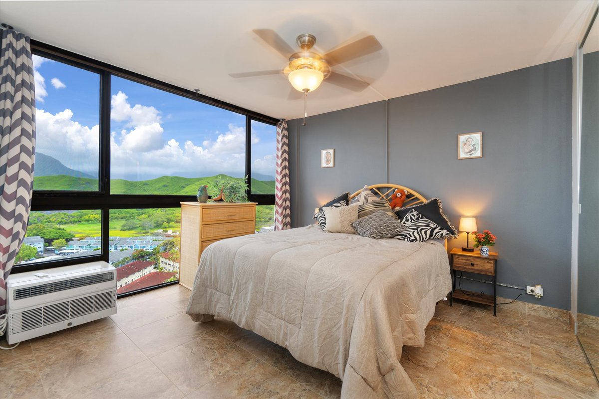 CarvillSIR's tweet photo. New Listing | 322 Aoloa Street #1608, Kailua | $615,000

Enjoy the awesome beauty of the Mountains and Enchanted Lake from floor to ceiling windows in this high floor unit. Contact Ann Cuseo for more info. Visit: https://t.co/JKtJj3rmKm

#carvillsothebys #sothebysrealty #kailua https://t.co/I5DbG8uaO2