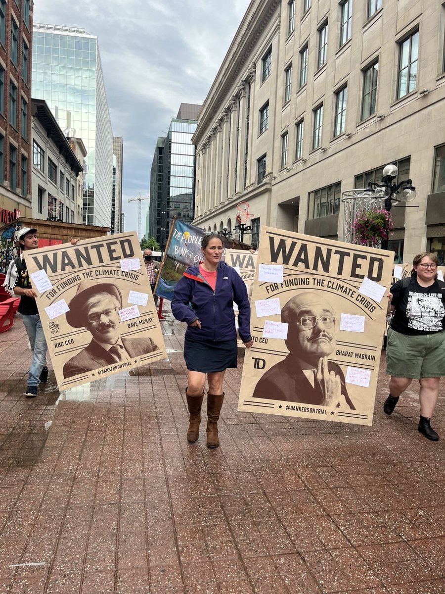 While the CEOs of <a href="/RBC/">RBC</a> <a href="/scotiabank/">Scotiabank</a> <a href="/TD_Canada/">TD (Canada)</a> <a href="/BMO/">BMO</a> <a href="/cibc/">CIBC</a> attempted to justify their fossil fuel funding , activists took to the streets of Parliament Hill to expose their climate crimes 💪⭐️