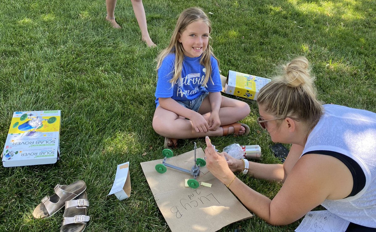 awlswa's tweet photo. Powering solar kites, cars, and ovens with the ☀️☀️☀️! @OSLN #STEAM #WPA #SolarFest https://t.co/I0NaVHCvbr