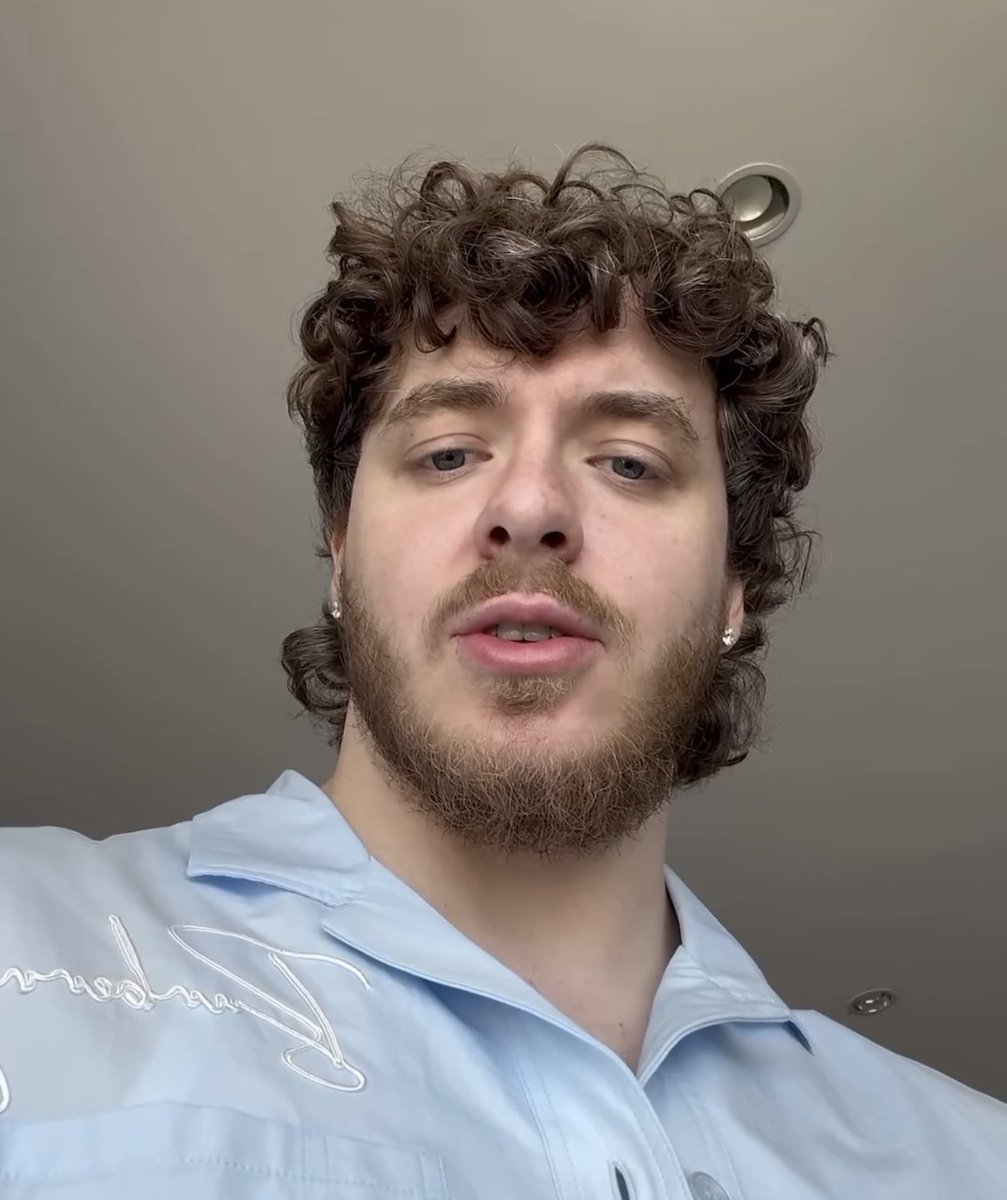 boonemendes's tweet photo. ok but the blue on him 🥲🤝 https://t.co/duRGalzIcf