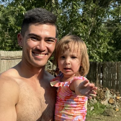 reeb_luke's tweet photo. #NewProfilePic https://t.co/3lp50dm7xt