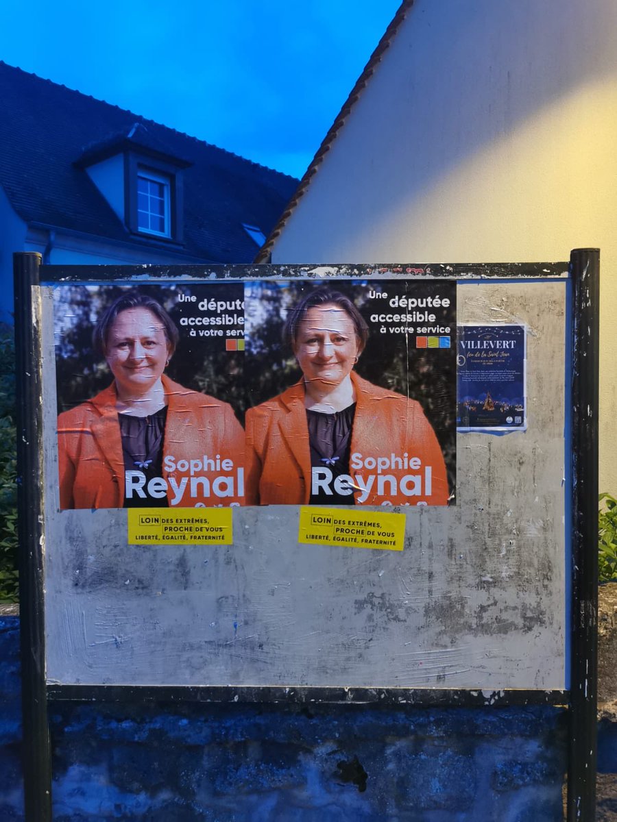 Merci aux sympathisants pour le début du collage des affiches de campagne dans la #circo6004 ce soir. L’occasion de rencontrer les habitants à la promenade et d’échanger sur leur ressenti face à cette brutale #DissolutionAssembléeNationale. La vie dans le monde réel…