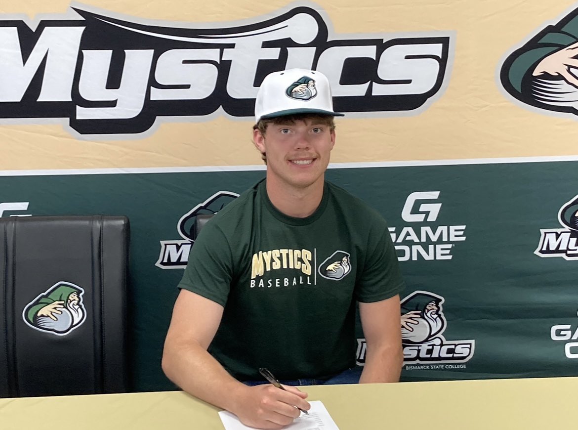 retterath_alex's tweet photo. I am excited to announce that I will be continuing my baseball and academic career at BSC. Thank you to everyone who helped make this happen. Go Stics!🔮 https://t.co/ObIrUWEZFf