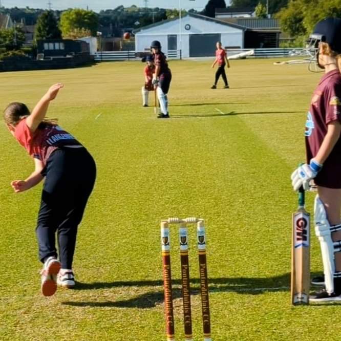 Its been great to see the <a href="/SWJCL/">South Wales Junior Cricket League 🏏</a> Girls Leagues in full flow this week From U11s up to U15s - softball &amp; hardball.

Also brilliant to see in Pembrokeshire  - <a href="/CCHendygwyn/">CC Hendygwyn</a> &amp; <a href="/NarberthCC/">Narberth CC</a> played an u11 girls friendly this week.