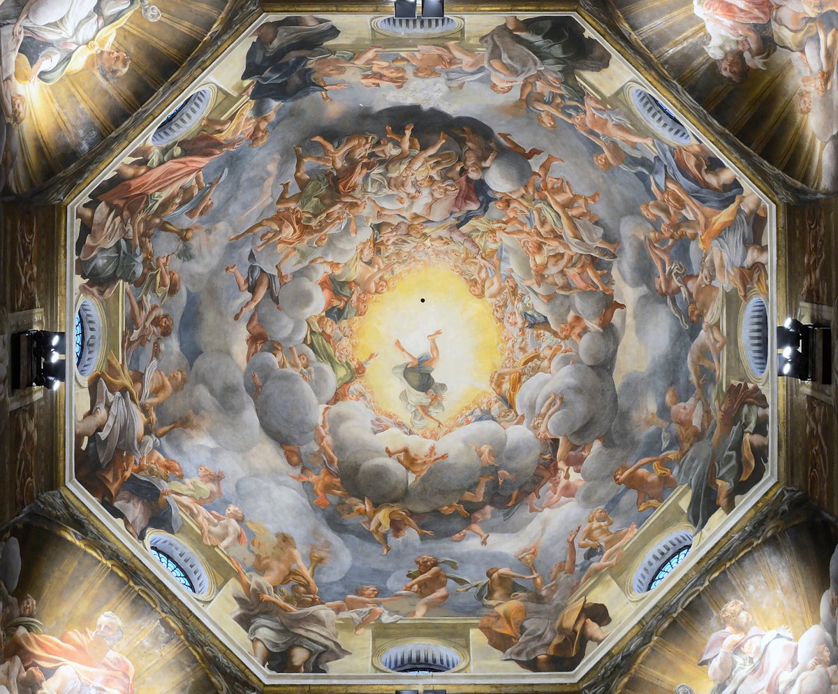 Living_History_'s tweet photo. @Culture_Crit Great thread! Another similar work is The Assumption of the Virgin by Antonio Correggio in Parma Cathedral https://t.co/kexNPvxTjz