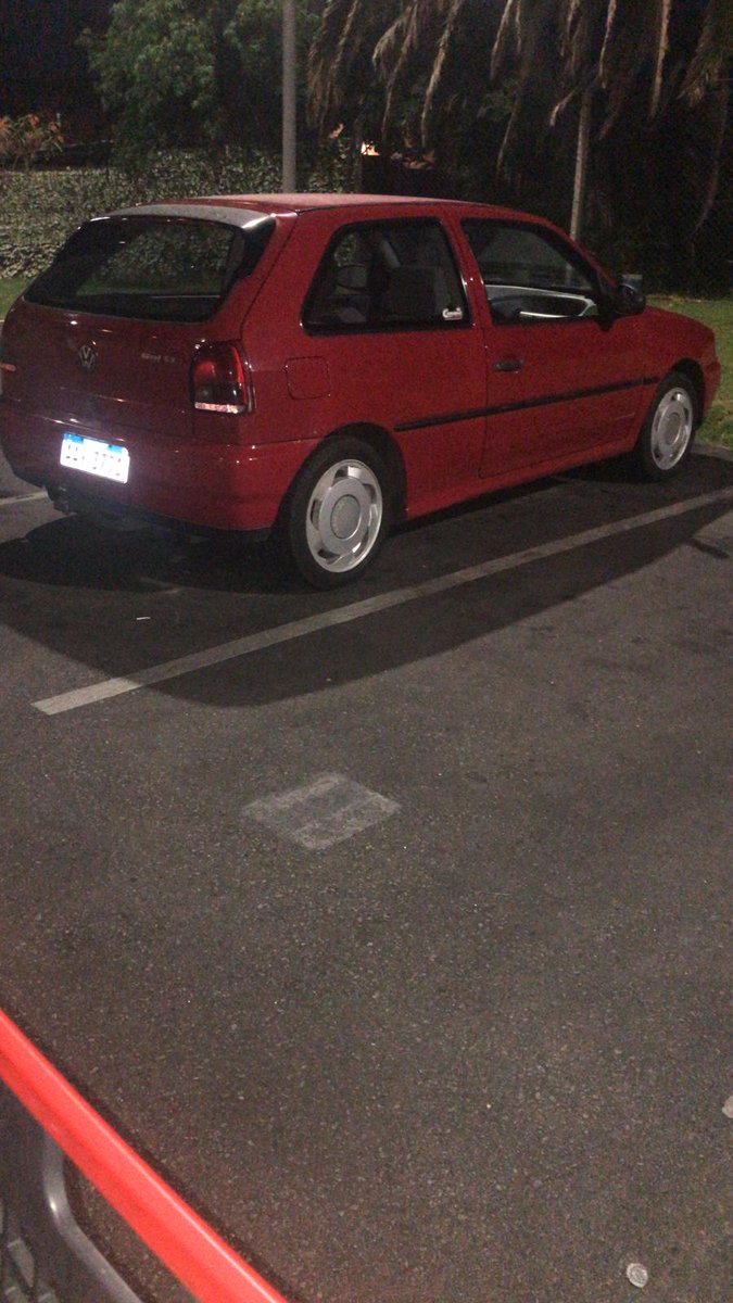 Le acaban de robar el auto a un conocido en veracierto y Timoteo Aparicio. Se agradece RT