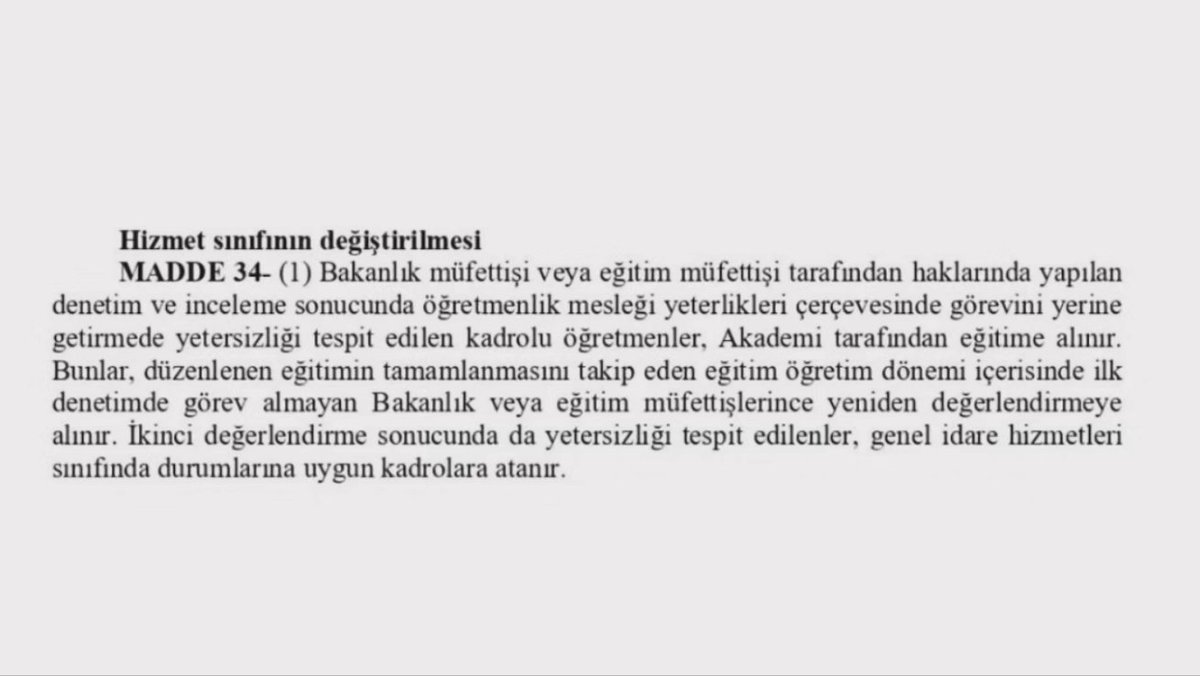 oguzozat's tweet photo. Ah öğretmenim
Biri ikinci il dışı der
Biri 31 Aralık der
Biri seminer online olsun der
Ama öğretmenlikten olacağı bu kanun maddesinin tehlikesini farketmez
İlgilenmez 
Ah öğretmenim https://t.co/N41KGqzzND