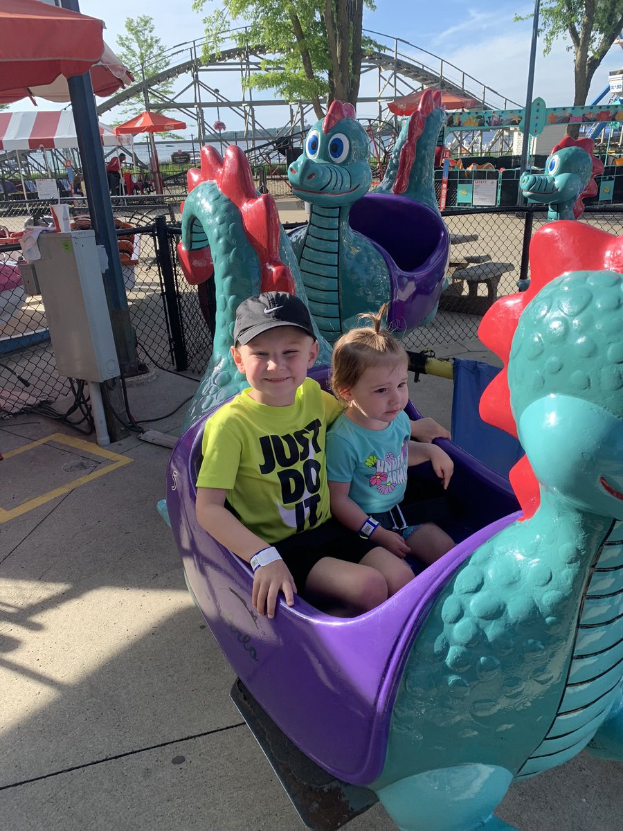 4Rspartans's tweet photo. We celebrated our 8th anniversary in Okoboji! We had the best time!☀️🫶🏼 https://t.co/wAv1SukliZ