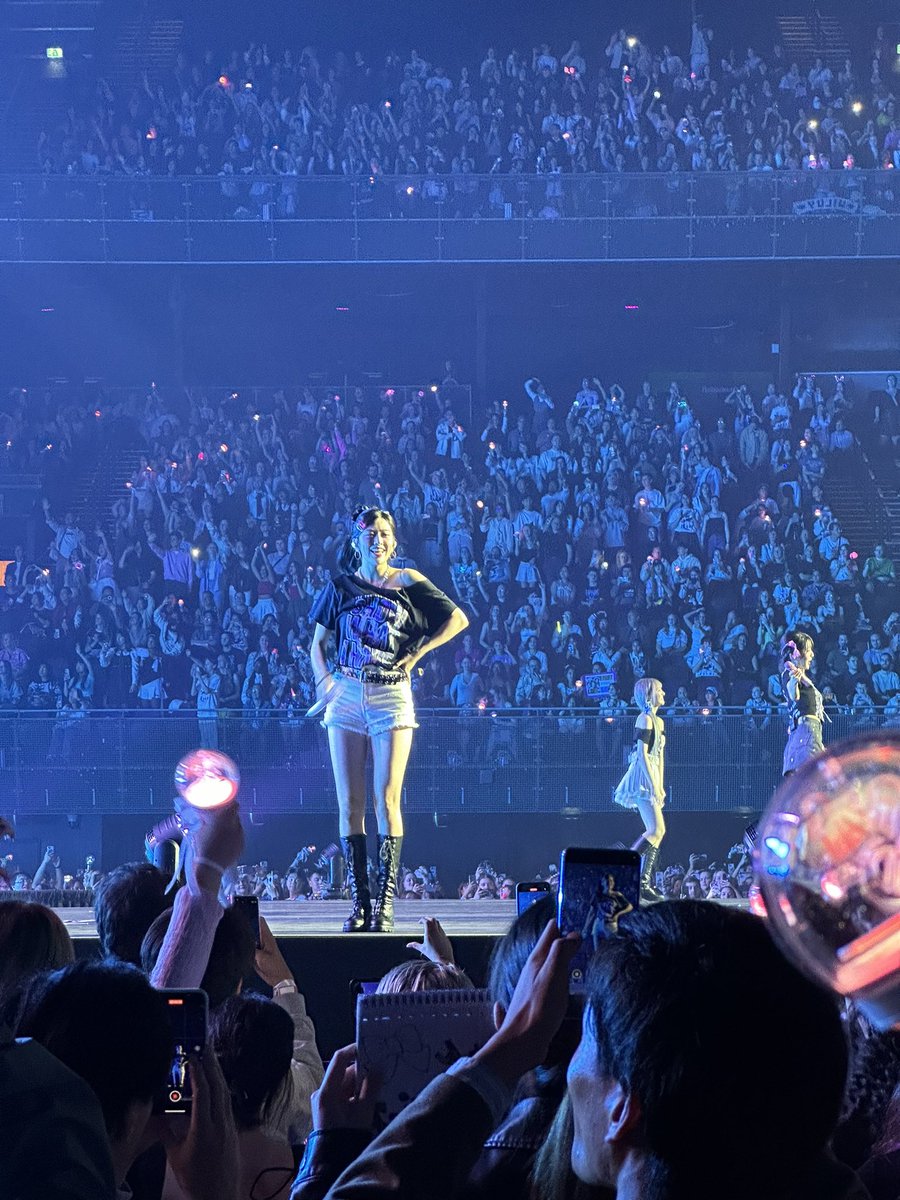PeterCrea's tweet photo. IVE 1st World Tour in Amsterdam was great!! #IVE #IVE1stWorldTour https://t.co/CsWNdZOb3V