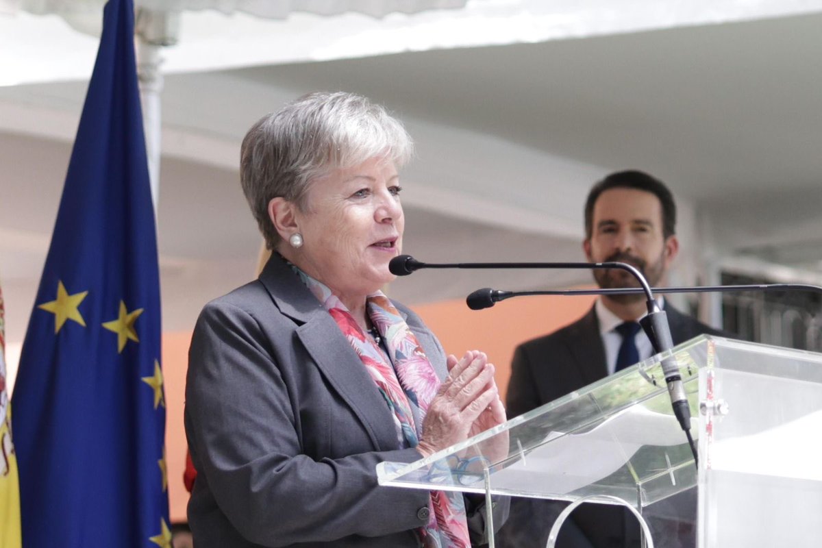 Con el compromiso del entonces presidente Cárdenas, nuestra diplomacia jugó un rol esencial en el exilio español. Más de 25 mil personas de 🇪🇸 encontraron en 🇲🇽 su nueva patria. Agradecida con <a href="/EmbEspMex/">Embajada de España en México</a> por invitarme a su conmemoración por los 85 años de este importante suceso.