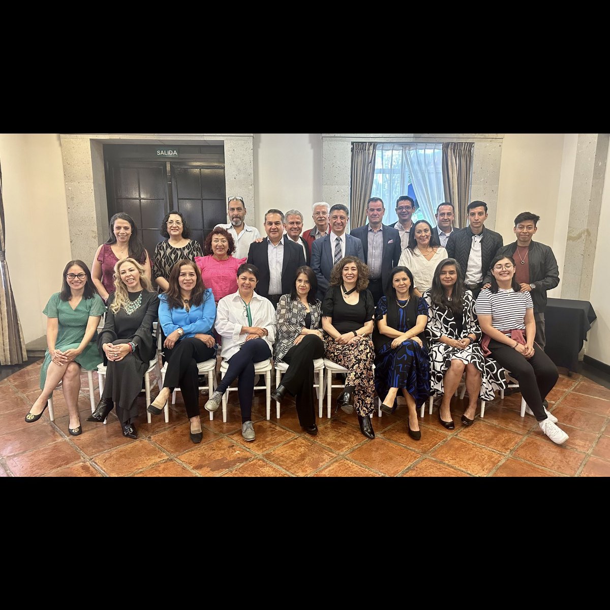 amiac_oficial's tweet photo. Esta mañana en el ITAM, Jorge Torres presentó a los miembros de la Academia Mexicana de Informática AC la conferencia “Democracia Digital” basado en su experiencia de mas de 24 años en el INE y el IFE, y durante los ultimos 8 años, como CIO del INE https://t.co/OHgiAtO3zC