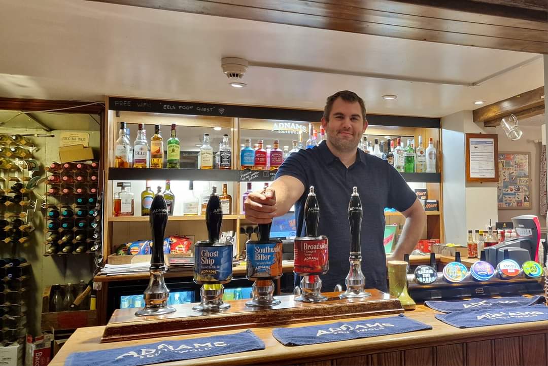 EelsFootinn's tweet photo. Say hello to your new Landlord - Spencer Thomas!  Whilst not a new face at the Eels Foot, Spencer has today taken over as the new custodian and looks forward to welcoming customer old and new.  Pop in and say hello https://t.co/02GS9g2sRv