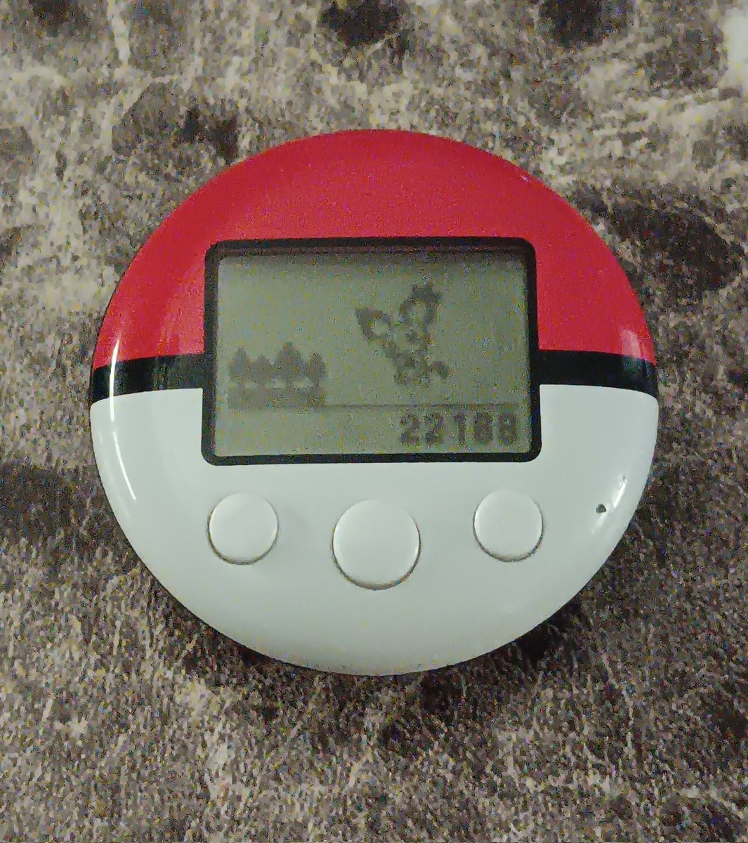 LeafCruz20's tweet photo. I managed to get many steps, and I got my First Pikachu with Fly.
I put a sock and hook the Pokewalker moving my foot up and down over and over again in tell I get enough Watts with this strat I can unlock many Route like Quiet Cave.
#Pokemon #Pokewalker #Pikachu https://t.co/fLA3XnI9HZ